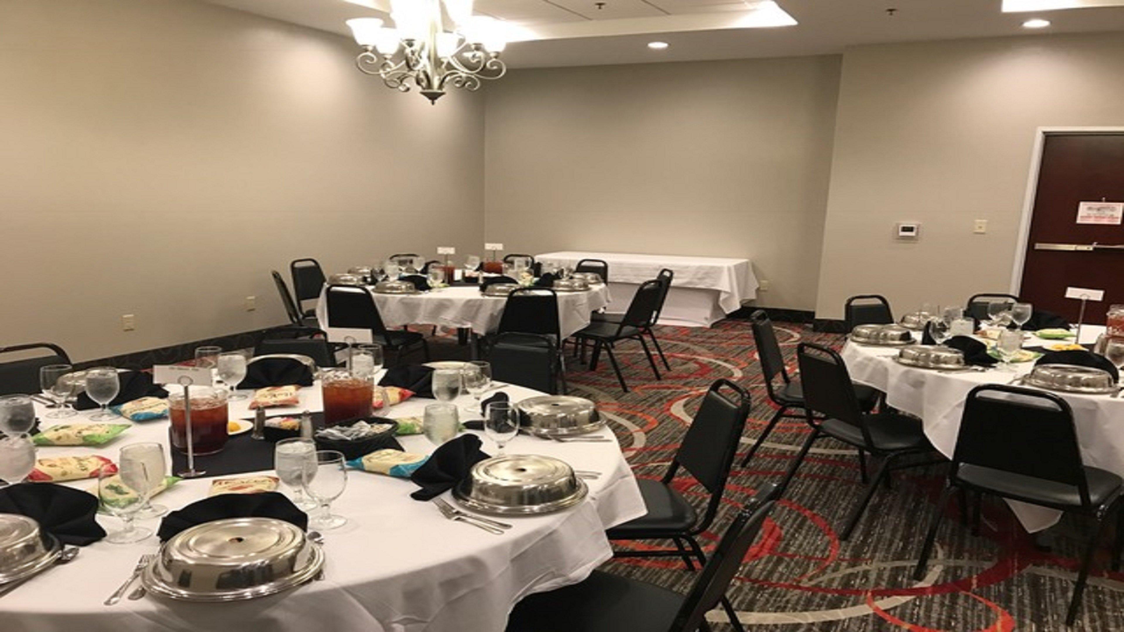 Holiday Inn Lafayette North By Ihg Экстерьер фото